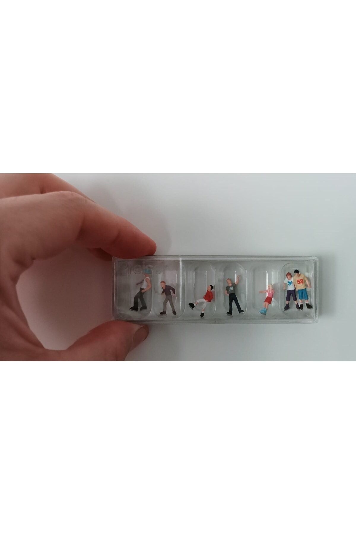 1:87 Ho Exclusive Seri Patenci Gençler Figür Seti -10496