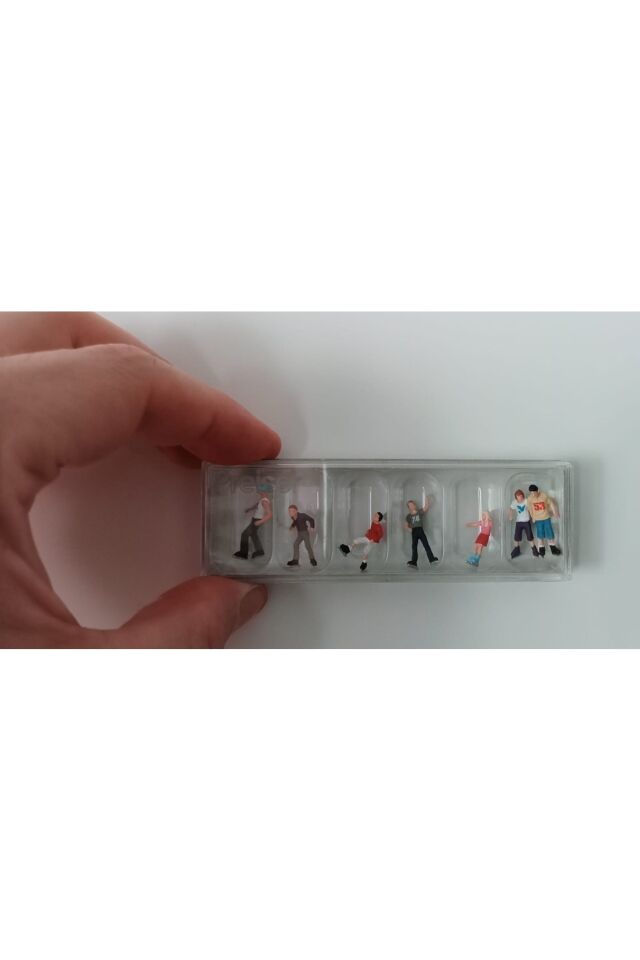 1:87 Ho Exclusive Seri Patenci Gençler Figür Seti -10496
