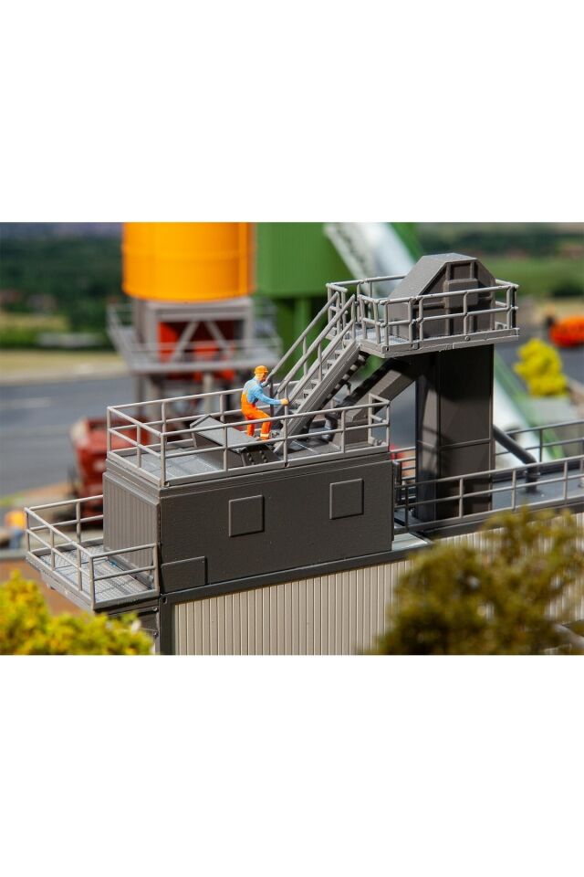 1:87 Ho Asfalt Karıştırma Tesisi Maketi