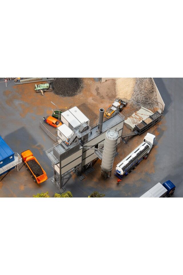1:87 Ho Asfalt Karıştırma Tesisi Maketi