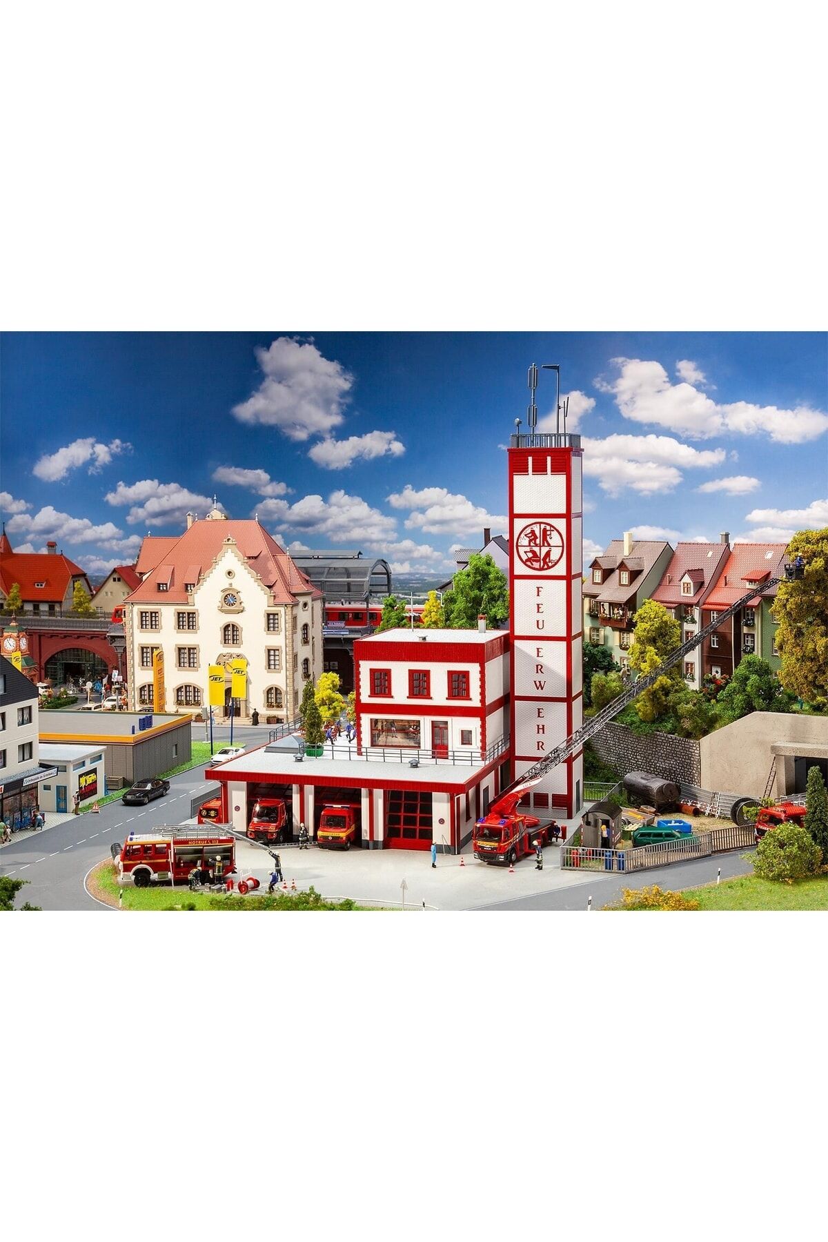1:87 Ho Modern İtfaiye Merkezi Maketi