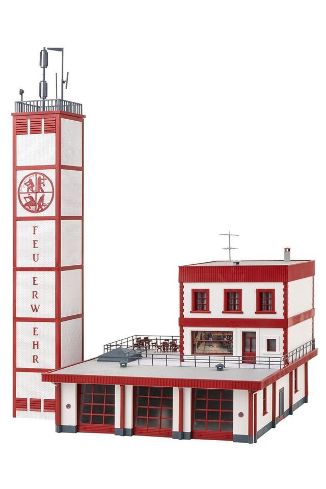 1:87 Ho Modern İtfaiye Merkezi Maketi