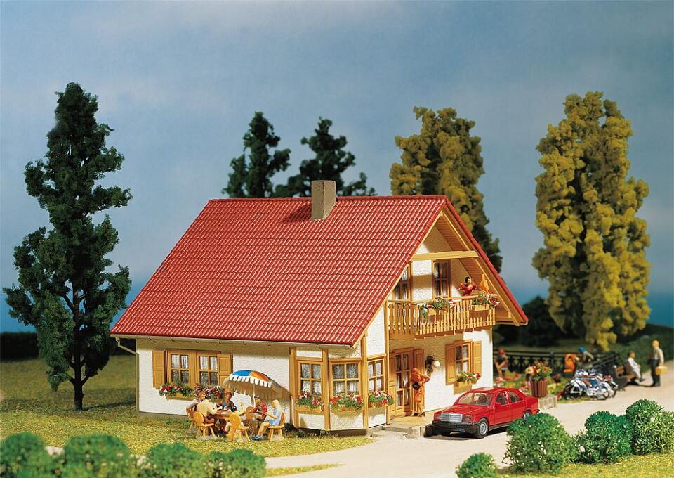 1:87 Ho Romantik Dağ Evi Maketi