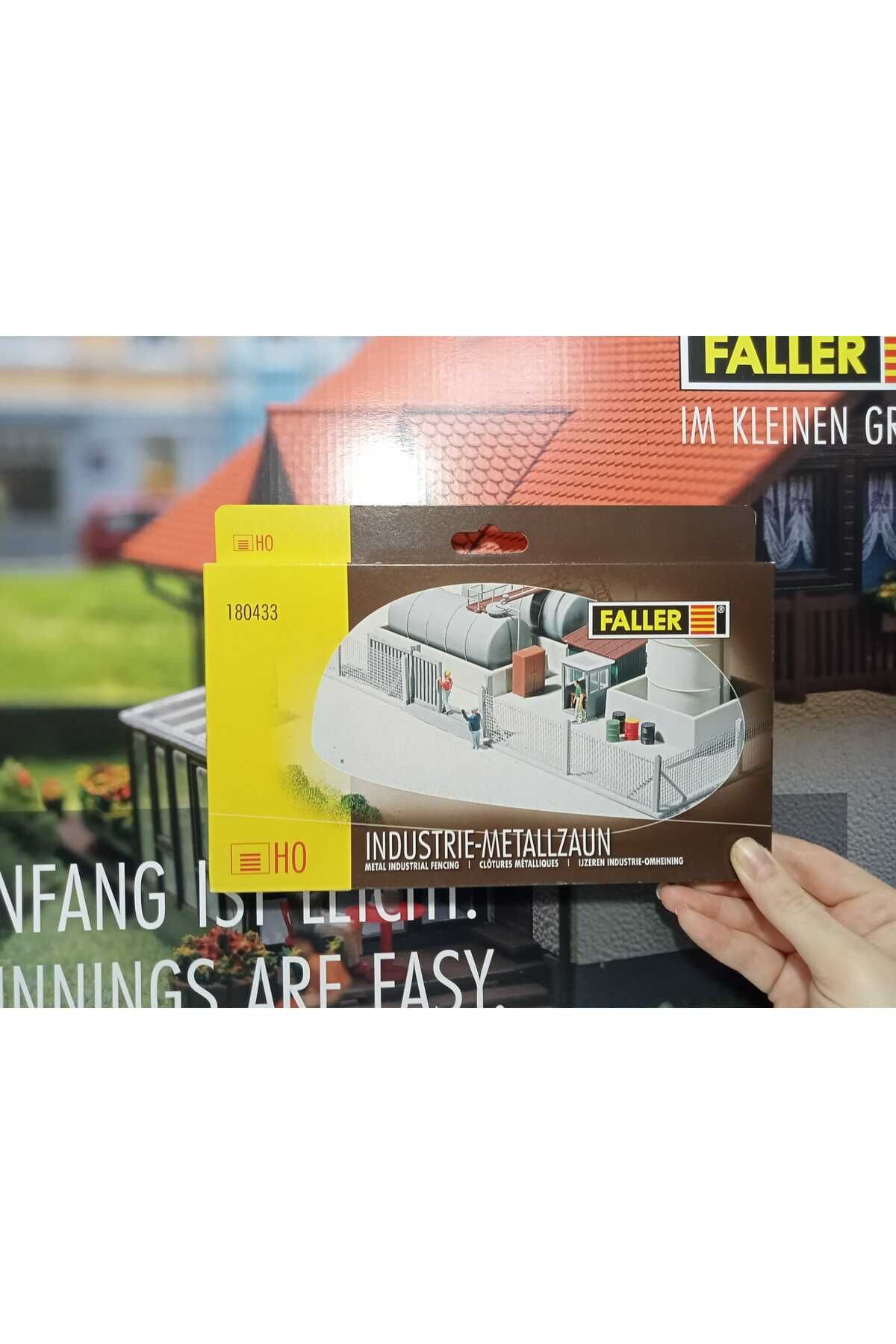 1:87 Ho Ölçekli Plastik Maket Tel Örgülü Çit Seti ( 101 Cm Uzunluk, 2 Cm Yüksekliğinde )