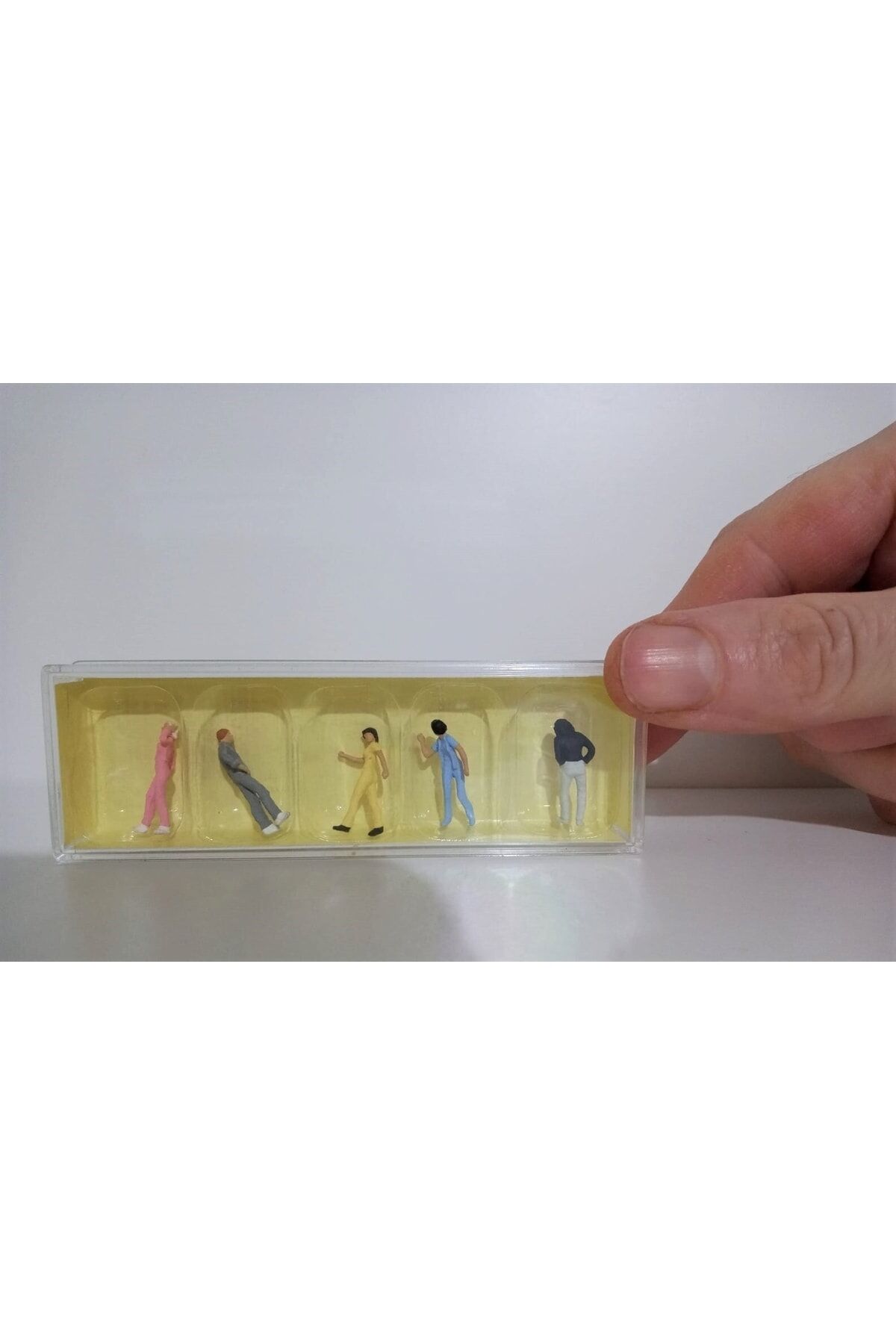 1:87 Ho Genç Müşteriler Figür Seti – 2335