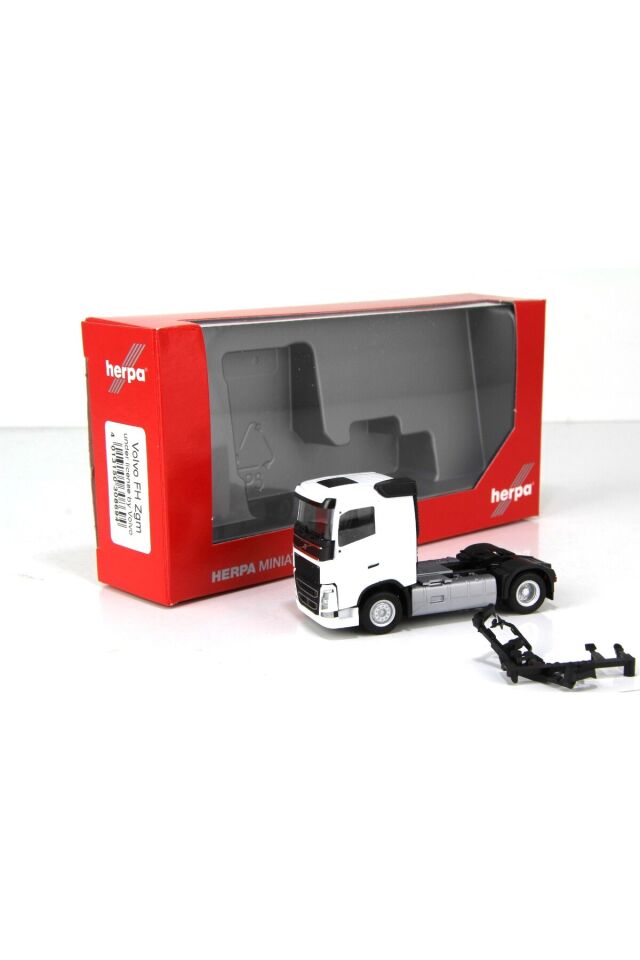 1:87 Ho Herpa Volvo FH Çekici ( Minyatür Model )