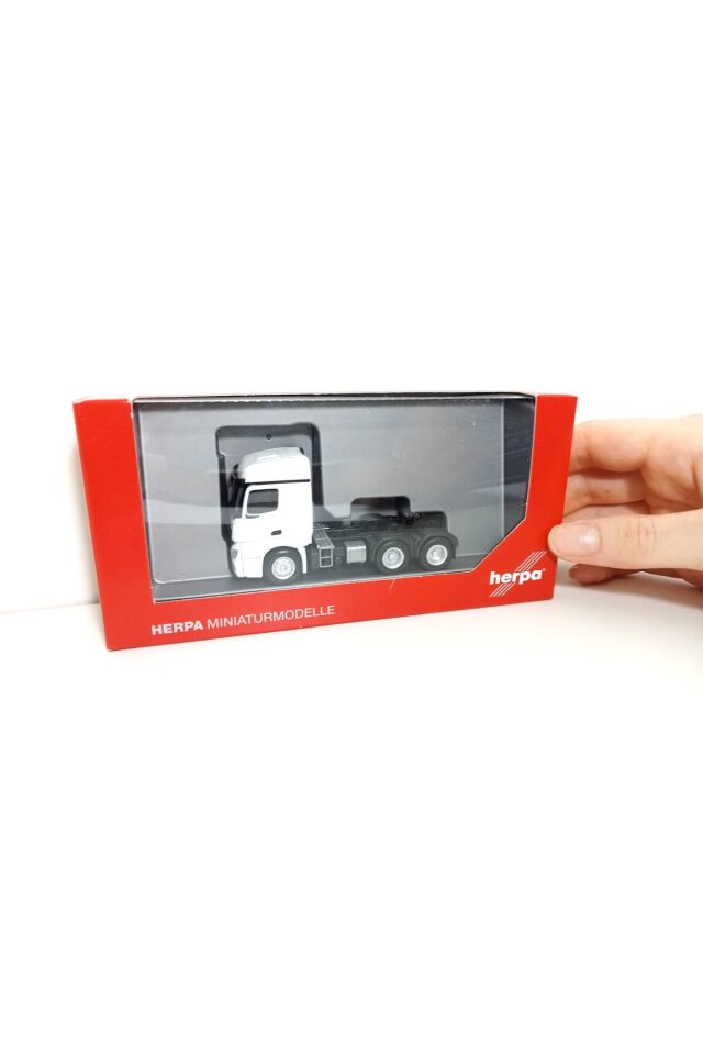 1:87 Ho Mercedes-Benz Arocs Streamspace Çekici ( Minyatür Modeli )
