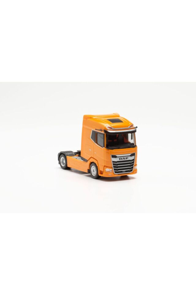 1:87 Ho Herpa DAF XG Çekici (Minyatür Plastik Model )