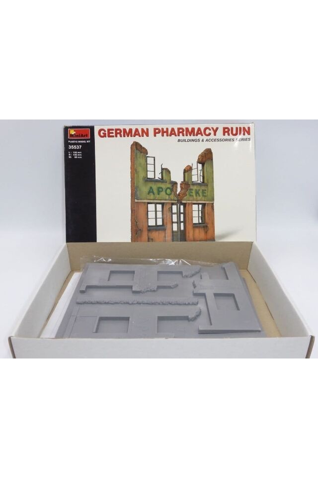 1/35 Ölçek German Pharmacy Ruin