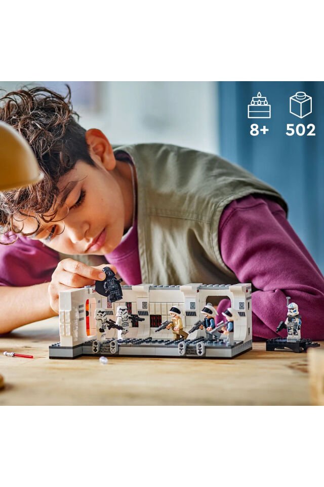 ® Star Wars™ Tantive IV™’e Biniş 75387 - 8+ Yaratıcı Oyuncak Yapım Seti (502Parça)