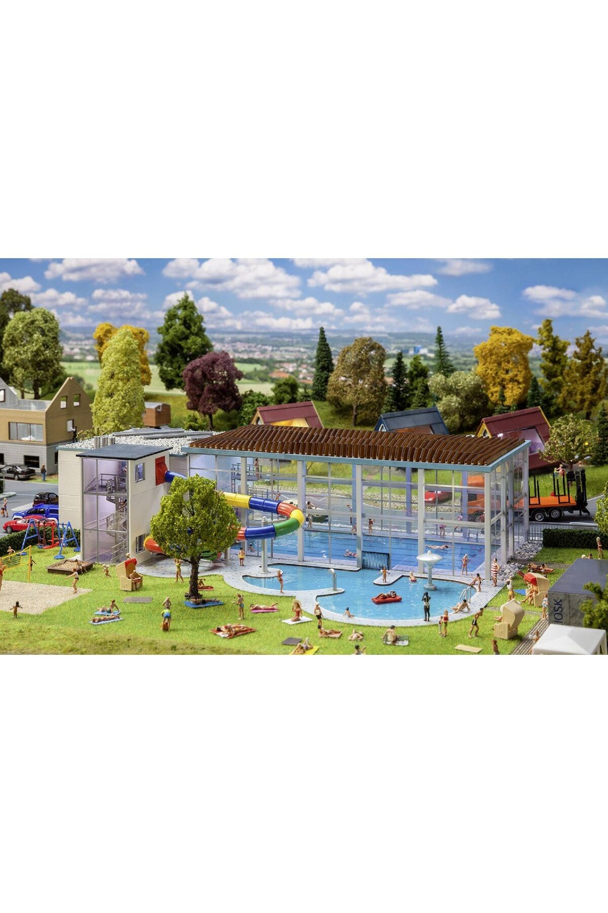 1:87 Ho Kaydıraklı kapalı yüzme havuzu Maket ( limited edition exclusive model )