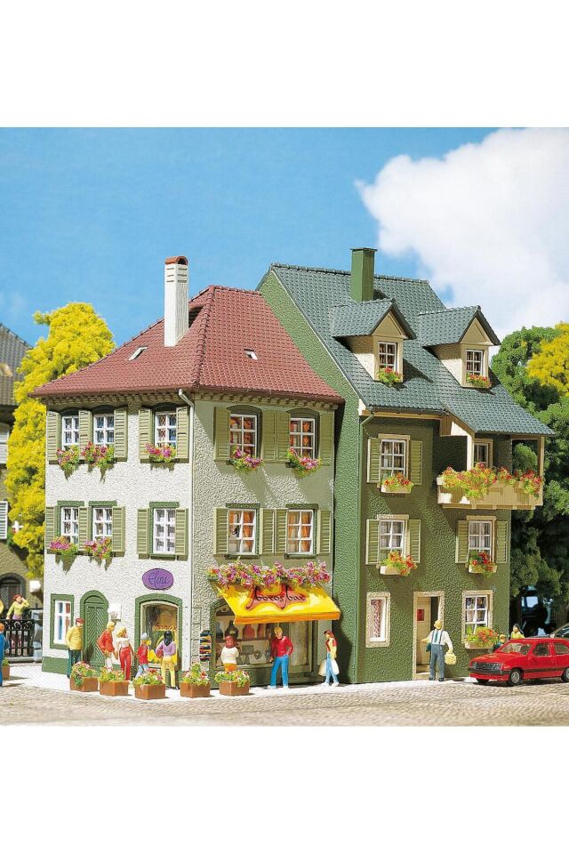 1:87 Ho Faller 2 Adet Şehir evi Plastik Maket