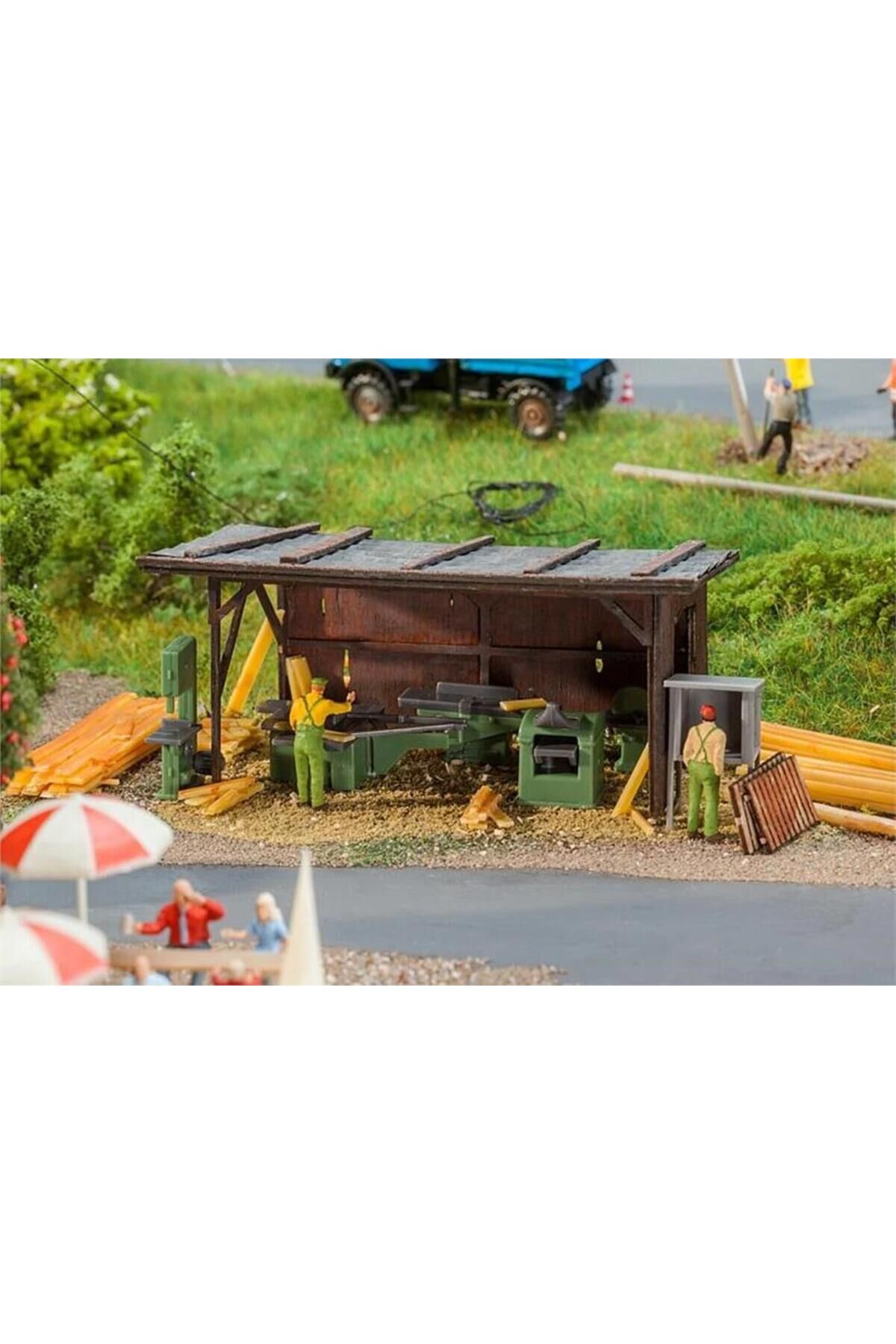 1/87 Ahşap İşleme Makinaları  Plastik Maketi